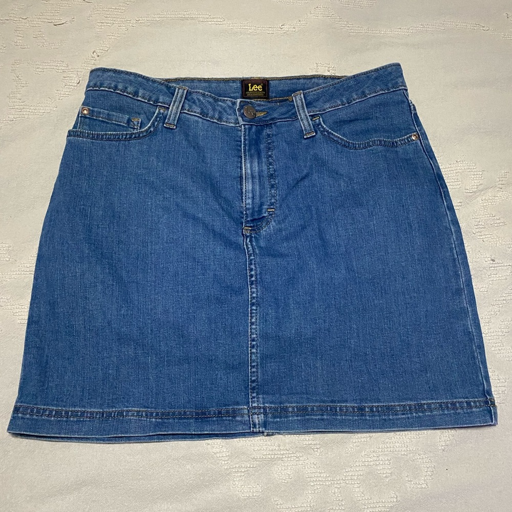 Lee's Women's Mid Rise Skort